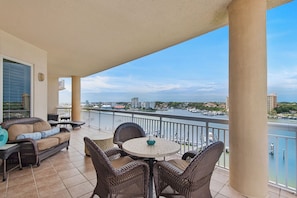 Harbor Landing 504A balcony