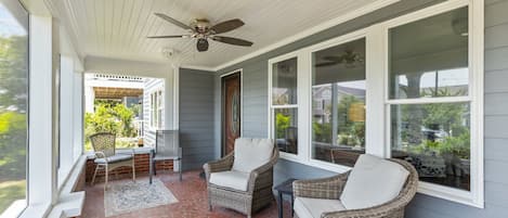 Screened-In Patio