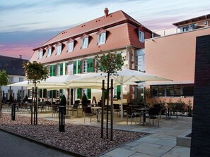 Schlosshotel Bergzaberner Hof