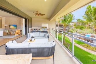 KLVR welcomes you to Honua Kai Luana upper level 5C Oceanfront Resort, POOL view