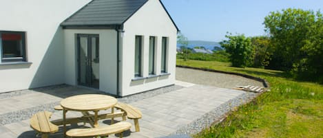 Bell View Holiday Home Sheeps Head | Coastal Self-Catering Holiday Accommodation Available in Bantry, County Cork