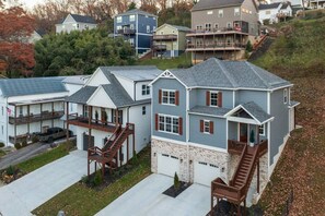 If you need even more space or are coming to Chattanooga with other families or friends for a wedding or event, we have a second newly built and furnished 5-bedroom house right next door! 

https://airbnb.com/h/northshore-urban-hive