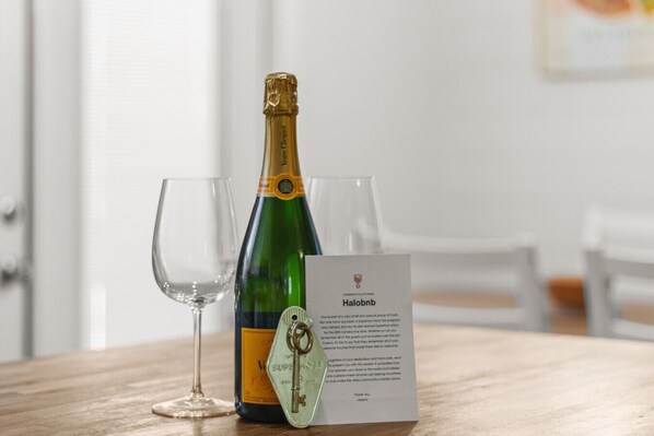 Proud Superhost—5-star stays and thoughtful touches every time!