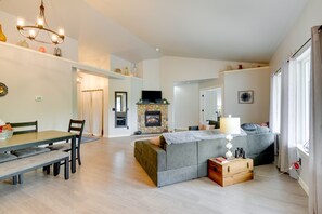 Living Area | Dining Area