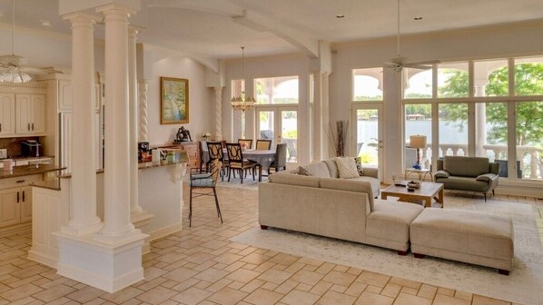 Nice Open Concept
