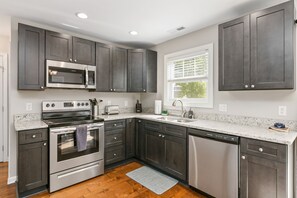 Fully equipped kitchen at White Pine.