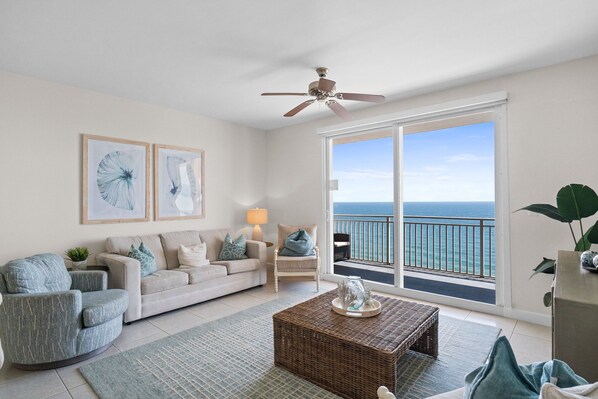 Splash Beach Resort Condo Rental 2004W