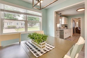 Dining Room | Dishware & Flatware Provided