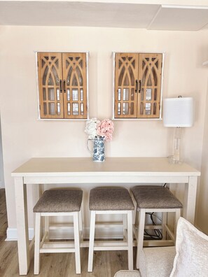 breakfast nook ☕️ 