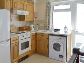 Kitchen | Pirates Cove - Anchor Cottages, Hope Cove, near Kingsbridge