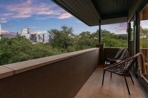 Five Star views from the Oasis; Where privacy meets downtown