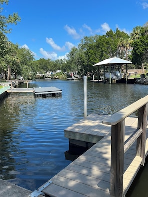 Short canal ride to Crystal River