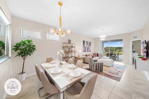 Open Floor Plan!#Disney #Parks #kingdom #springs #StoreyLake #resort #Apartment #Vacation #Rental #waterpark #Kissimmee #Orlando #universal #citywalk