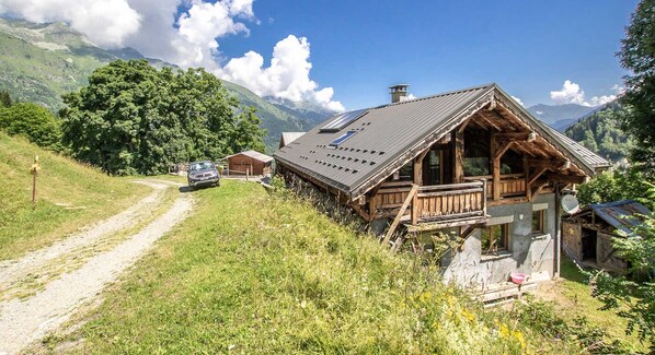 73G230551 - CHALET DU COIN - PETIT APPARTEMENT