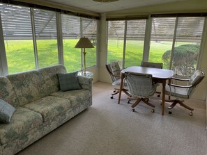 Lanai with A/c