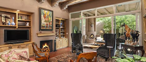 Living Room with Fireplace and TV