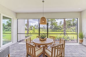 Incredible Rear Lanai, Facing the golf Course