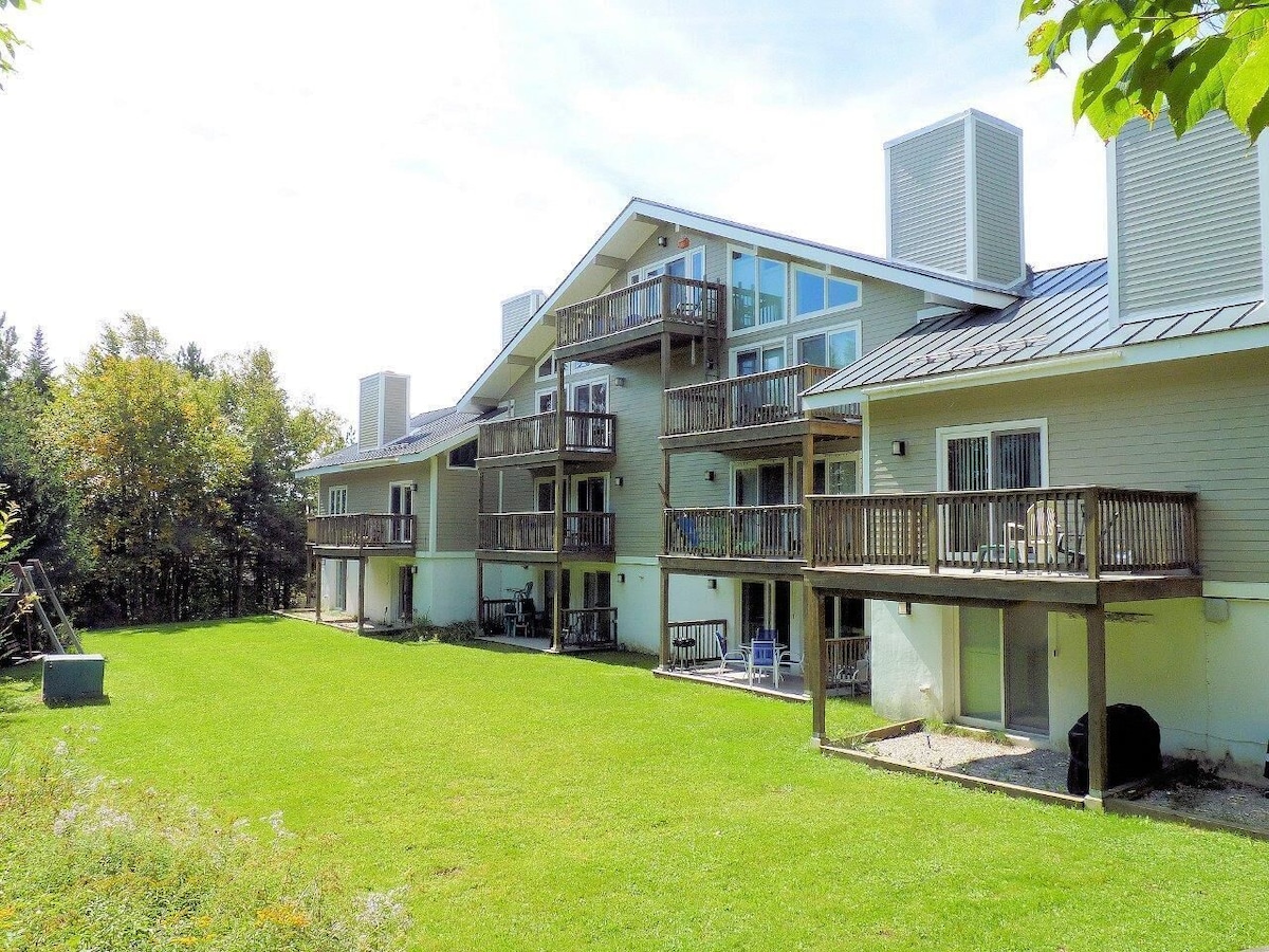 Ski home to this Bennington House condo