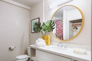 Bathroom with the essential toiletries provided!
