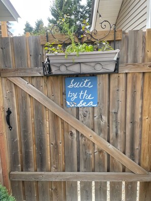 Gate to the Suite by the Sea