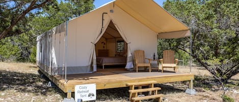 Welcome to your Cozy Retreat Tent!
