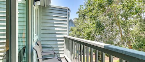Myrtle Beach Vacation Rental | 1BR | 1BA | Stairs Required | 536 Sq Ft