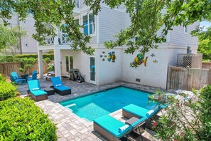 Pool and covered dining area