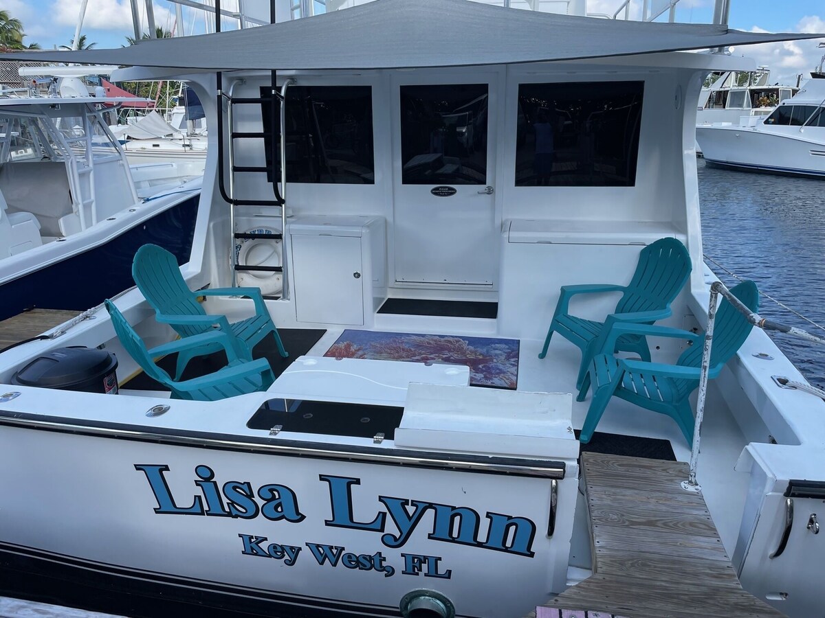 Beautiful 43 ‘ sportfish yacht