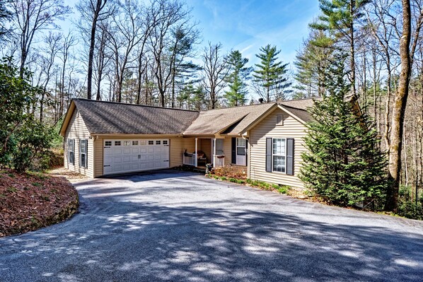 Front of house and driveway