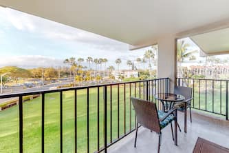 Kamaole Sands Condo w/ Private W/D, Shared Grill-Beaches and Beyond
