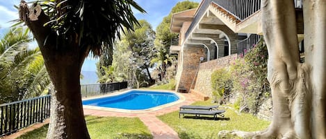 Holiday Home Swimming Pool