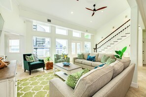Newly redecorated great room with high ceilings and room for all. 