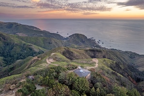 Panoramic Views of Bixby Bridge and Ocean