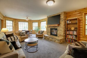 Family Room | Free WiFi | Central A/C | Pack ‘n Play | Queen Air Mattress