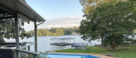 The Rockwall House - Back Patio Pool Dock