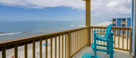 North Topsail Beach Vacation Rental | 1BR | 1BA | Stairs Required | 532 Sq Ft