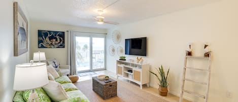 Key Colony Beach Vacation Rental | 2BR | 2BA | Elevator Access | 1,050 Sq Ft