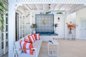 Sugar Hill-Fiddlesticks: The outdoor space is soothing and rejuvenating