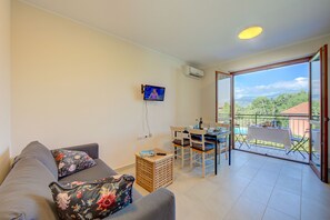 Living and dining room