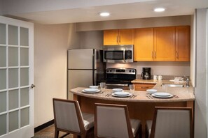 Kitchen and dining table