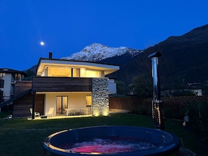 Bain à remous extérieur