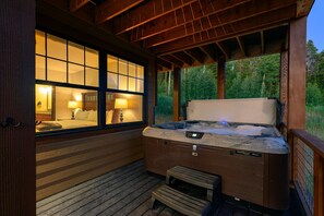 Private Hot Tub