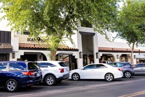 Street Parking and Garage Parking