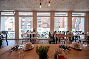 Buffetaamiainen