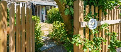 Red Robin Cottage | Ambleside