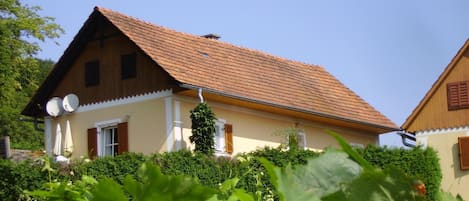 Ferienhaus- Weinhof, Pachler Margret