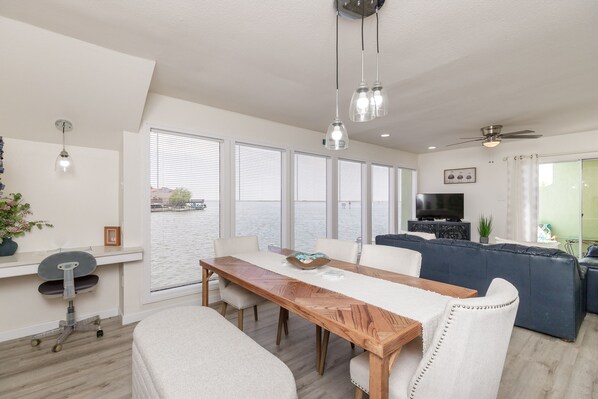 Great space to enjoy time with loved ones and enjoy the views of the canal through the large windows