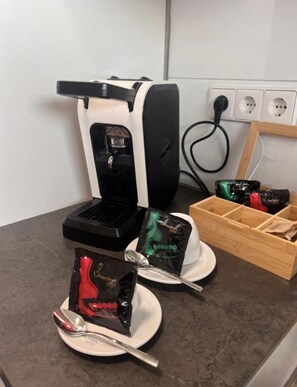 Kaffe och/eller kaffebryggare