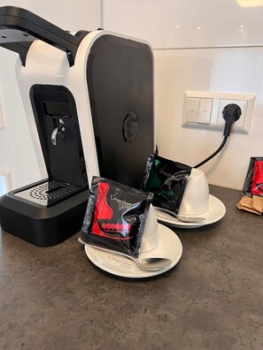 Kaffe och/eller kaffebryggare