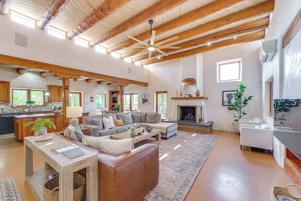 Arroyo Seco Vacation Rental | 4BR | 3.5BA | 3,383 Sq Ft | 1 Step Required